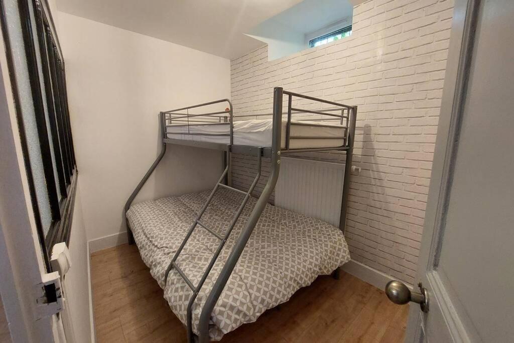 Villa Jean Julien - Les Cascades - Appartement T3 - 2 Chambres - 6 Personnes Le Mont-Dore Luaran gambar