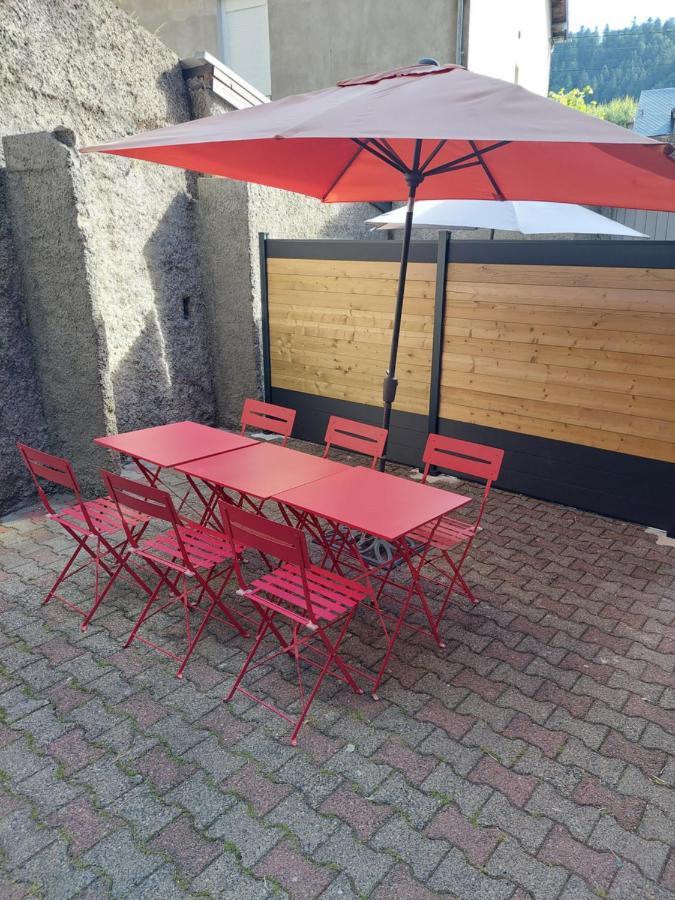 Villa Jean Julien - Les Cascades - Appartement T3 - 2 Chambres - 6 Personnes Le Mont-Dore Luaran gambar